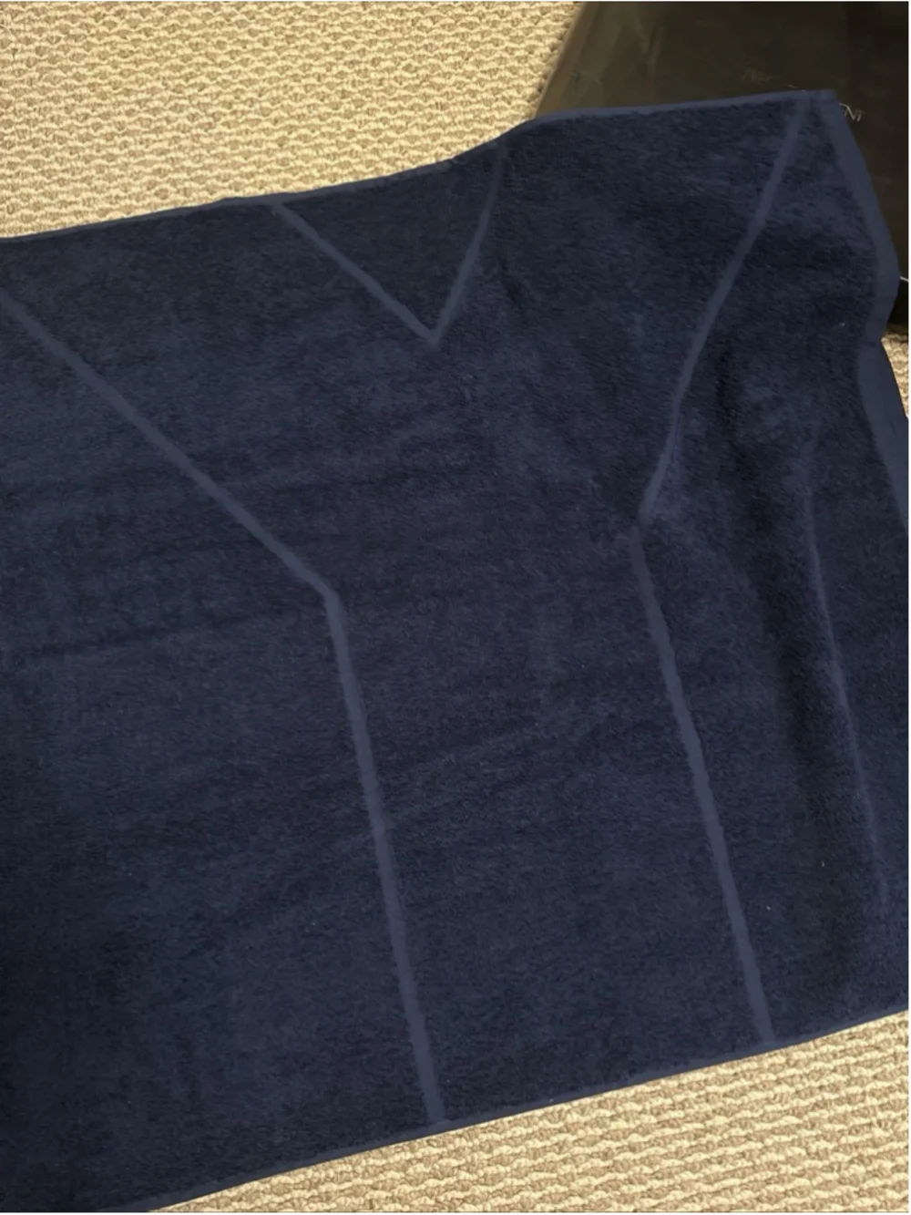 YSL Yves Saint Laurent Y Logo Large Bath Beach Towel Navy Blue New In Box